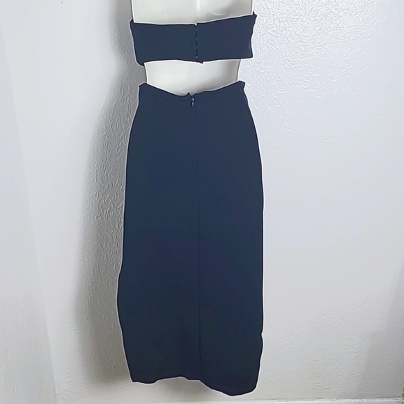 Socialite Dark Green Strapless Midi-Dress with Side Cut-outs, Size Medium - Picture 5 of 9